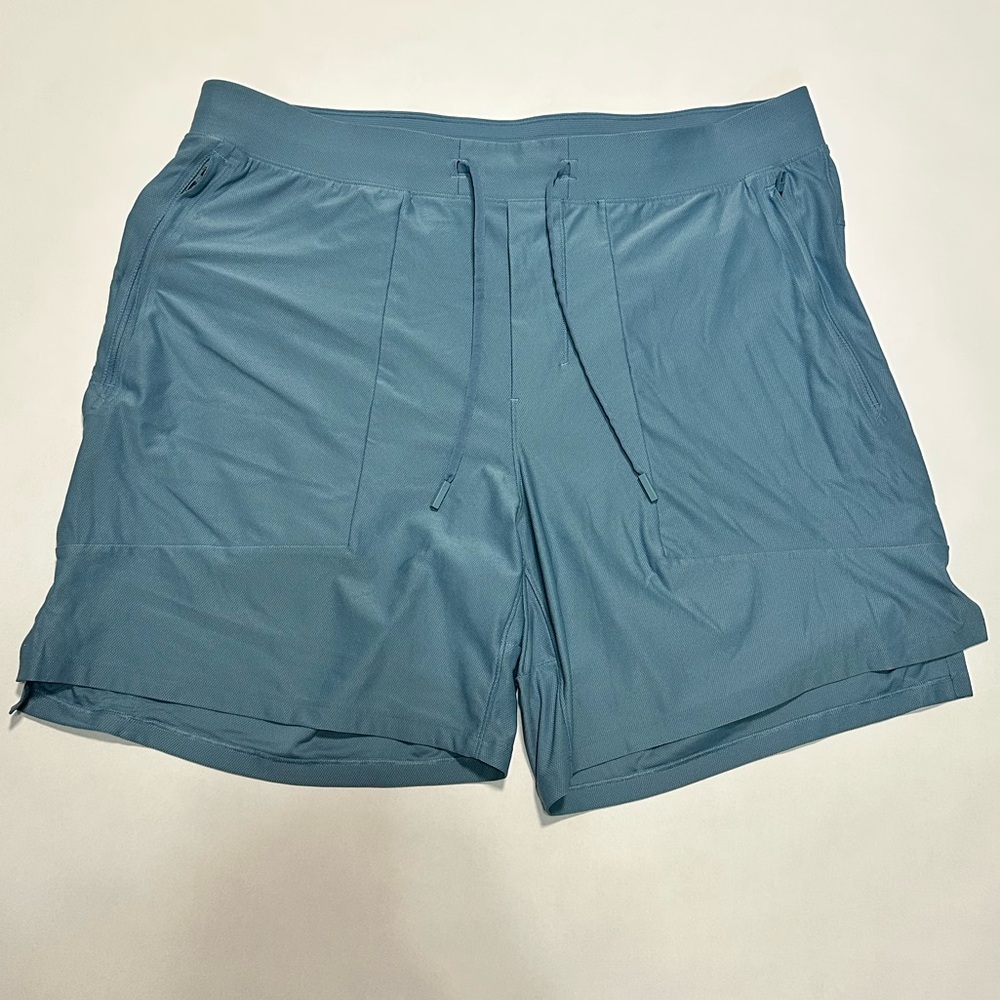 Mens  Lululemon shorts size xl